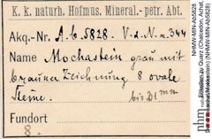 Etiketten zu Quarz (Chalcedon, Achat, Dendritenachat/Mokkastein) (NHMW-MIN-Ab5828)